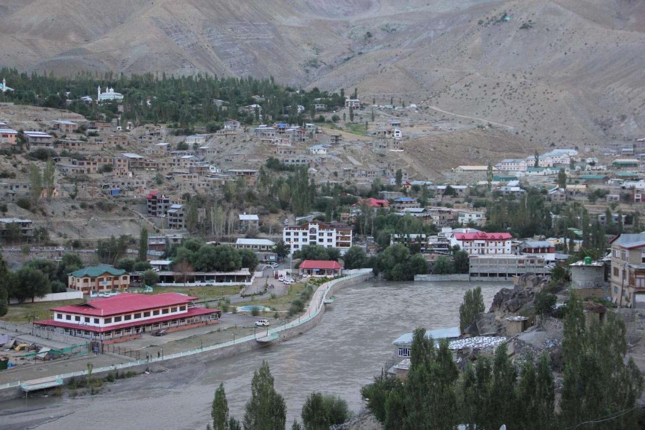 Hotel Royal Gasho Kargil Exterior photo